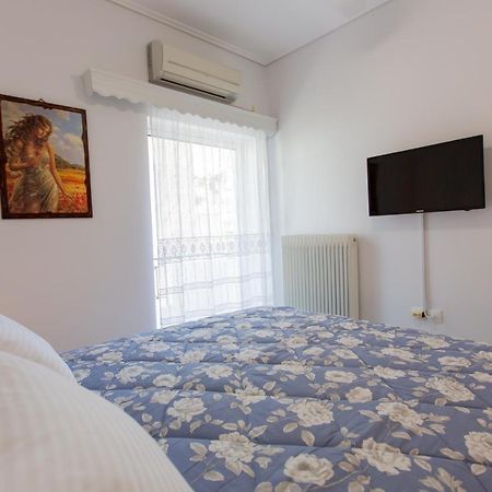 Poly'S Charming Home - City Center & Near The Beach 2Bedroom Apartment 나프팍토스 외부 사진
