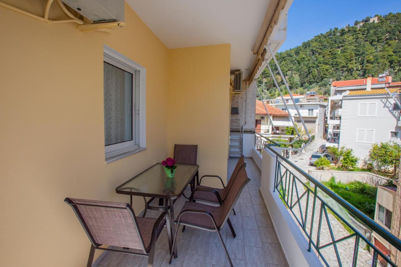 Poly'S Charming Home - City Center & Near The Beach 2Bedroom Apartment 나프팍토스 외부 사진