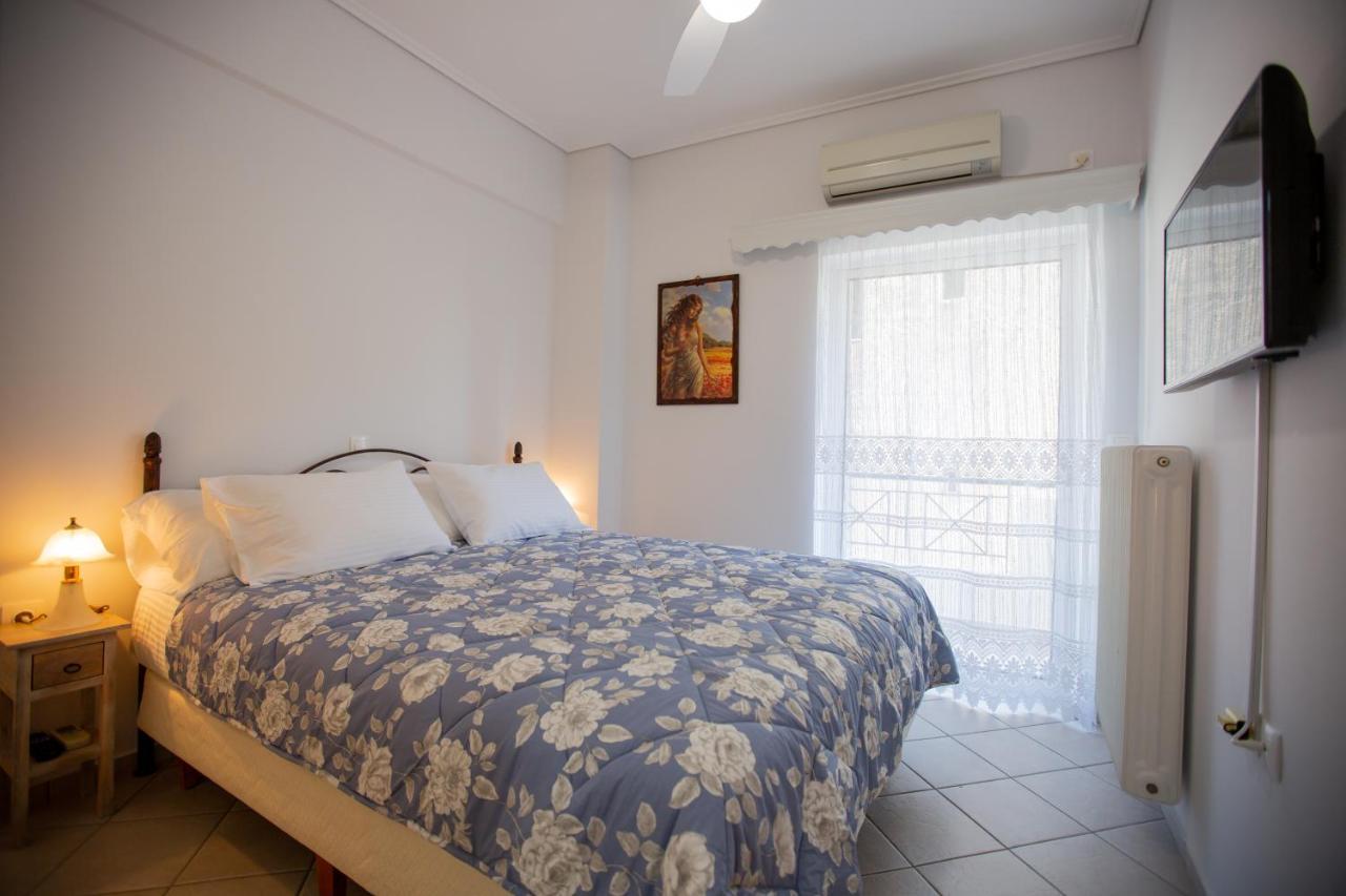 Poly'S Charming Home - City Center & Near The Beach 2Bedroom Apartment 나프팍토스 외부 사진